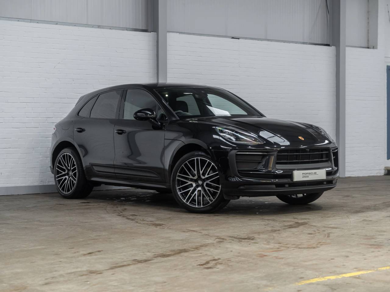 Main listing image - Porsche Macan