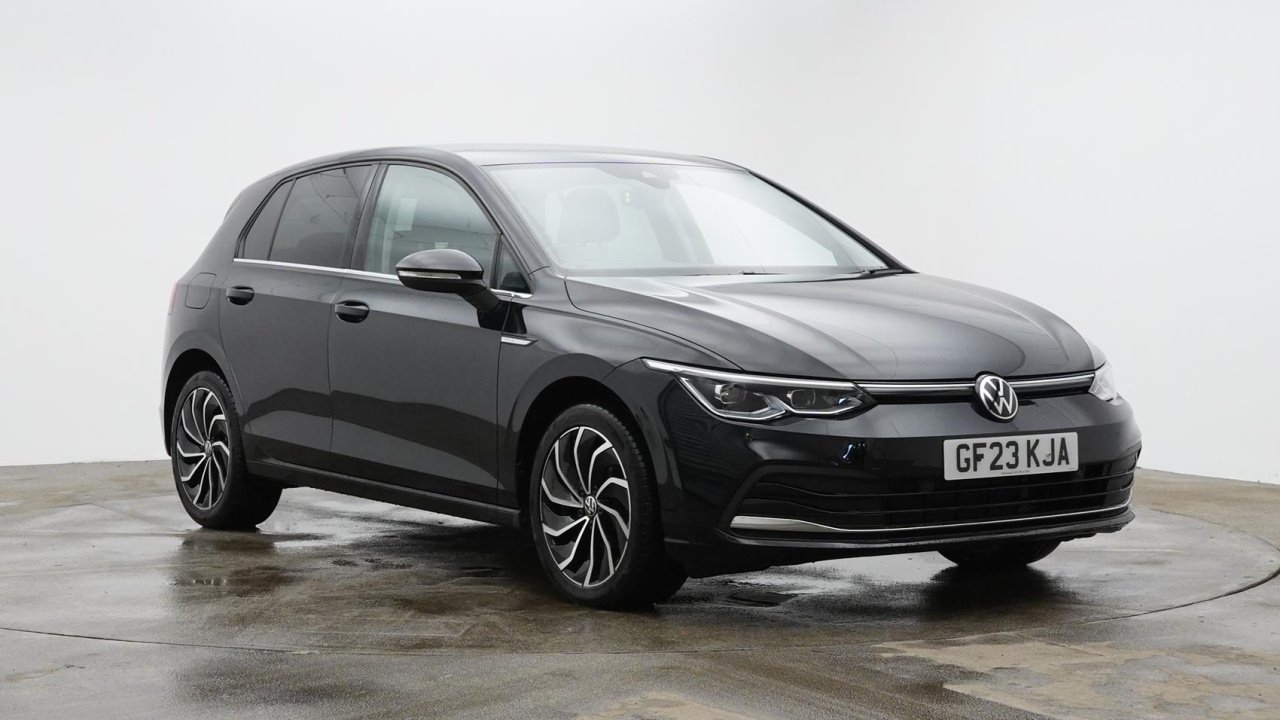 Main listing image - Volkswagen Golf