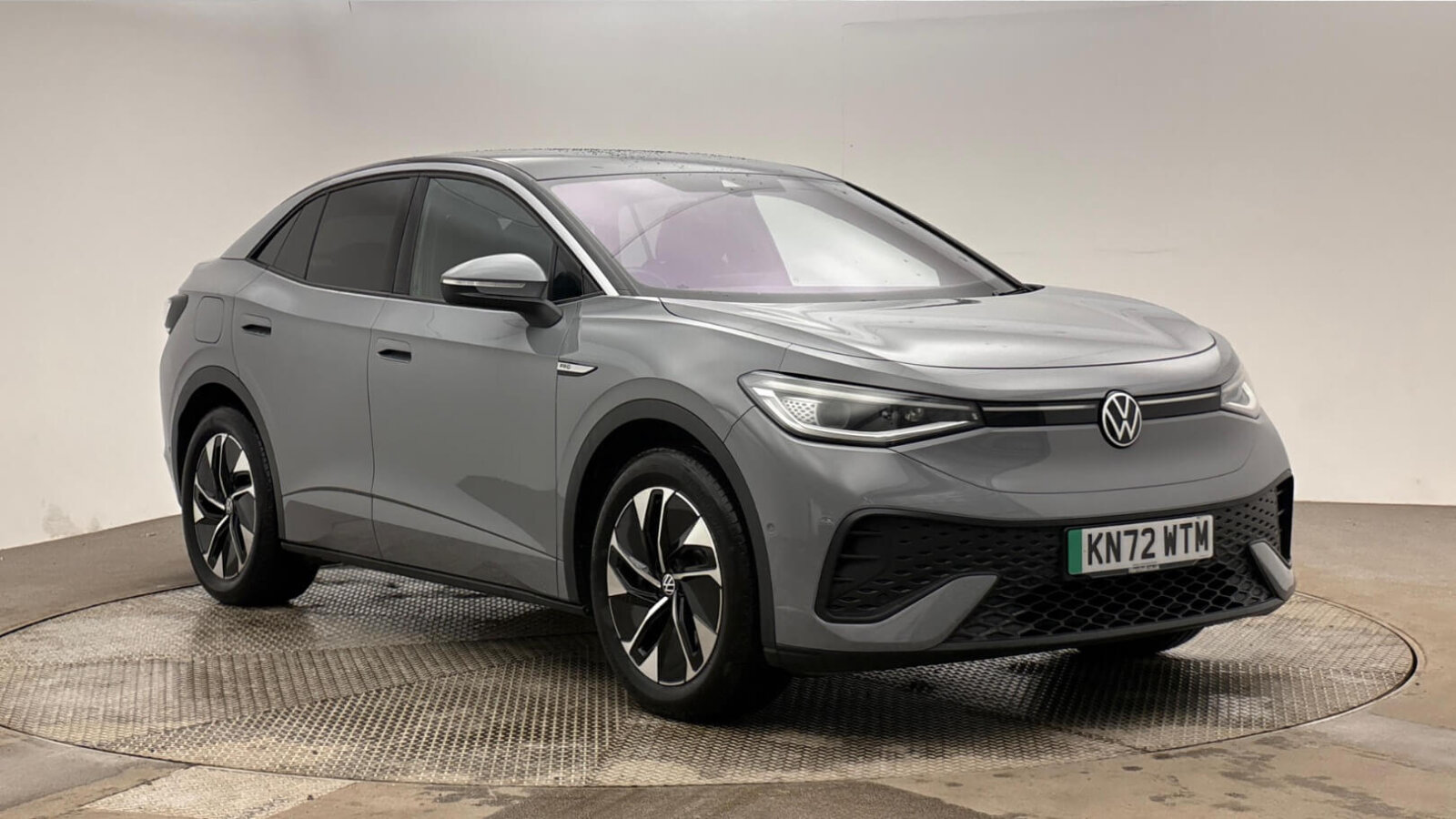 Main listing image - Volkswagen ID.5