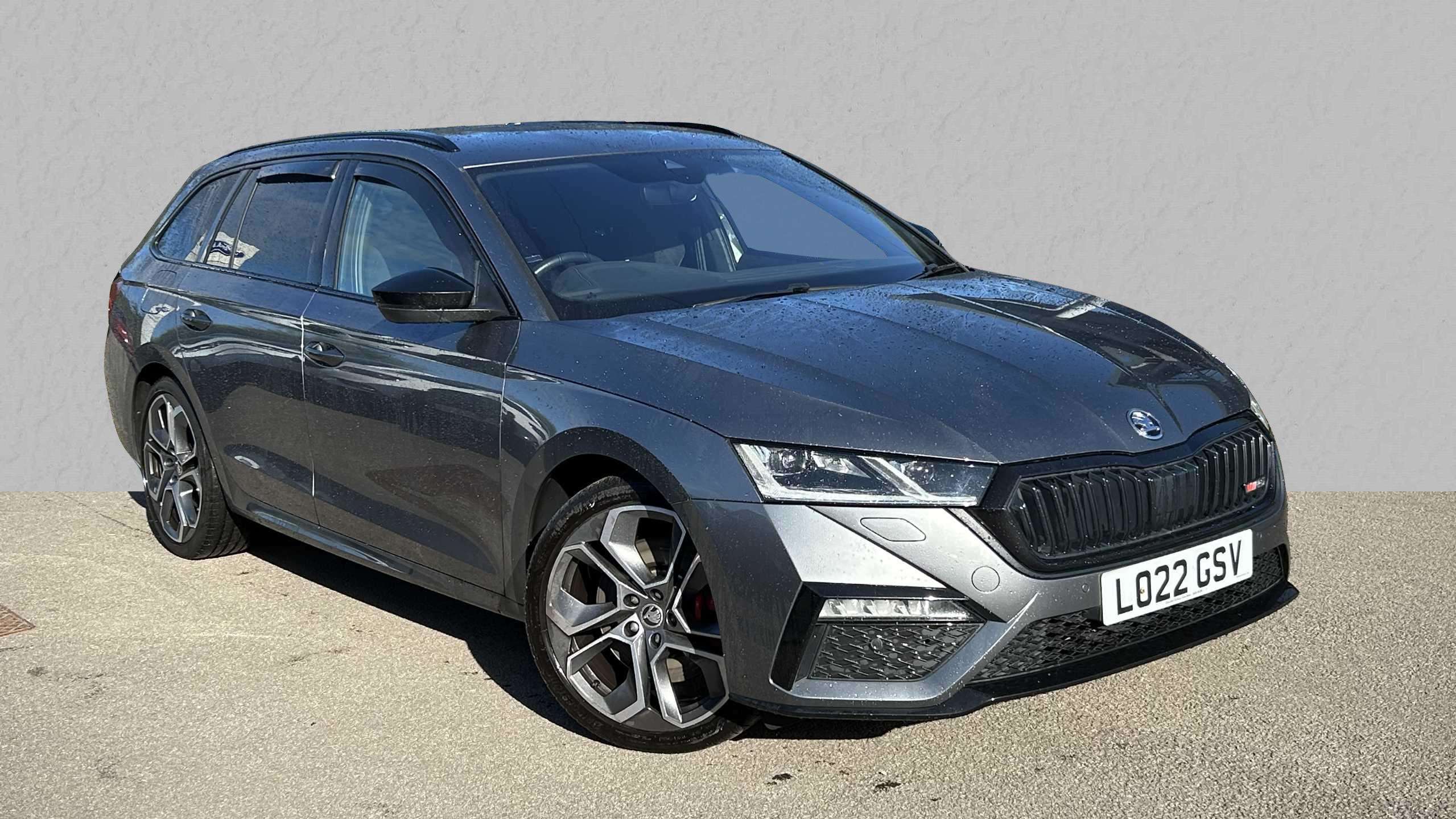 Main listing image - Skoda Octavia Estate