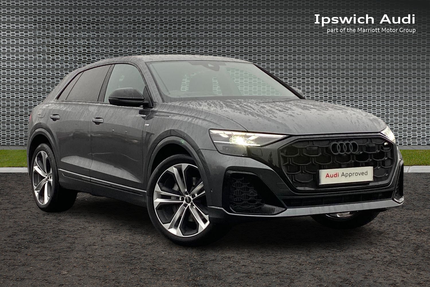 Main listing image - Audi Q8