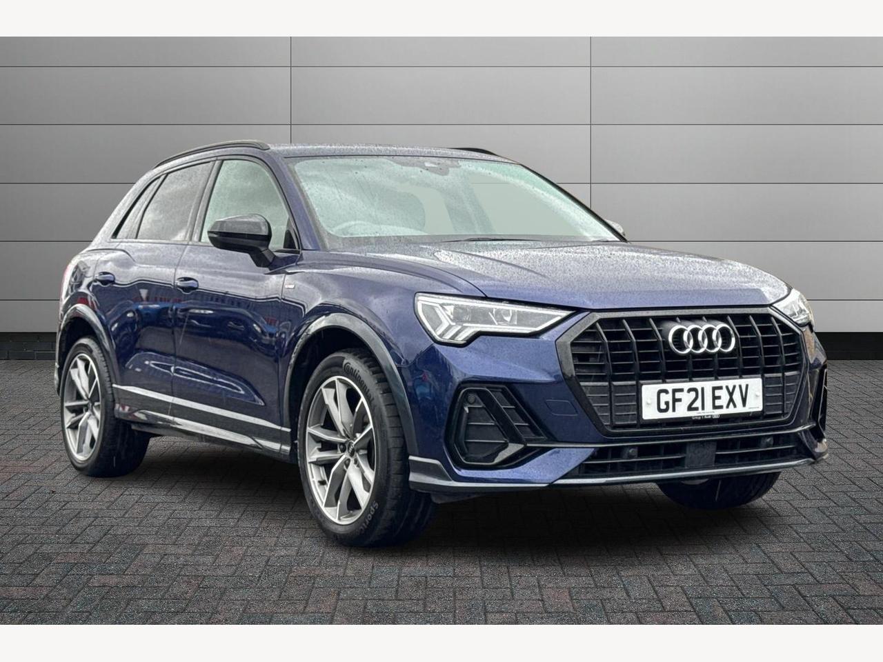 Main listing image - Audi Q3