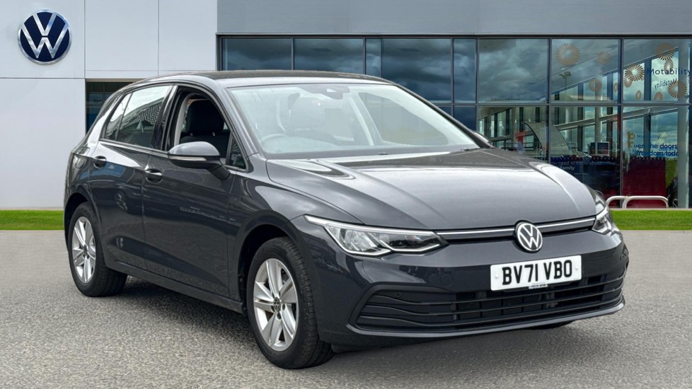 Main listing image - Volkswagen Golf
