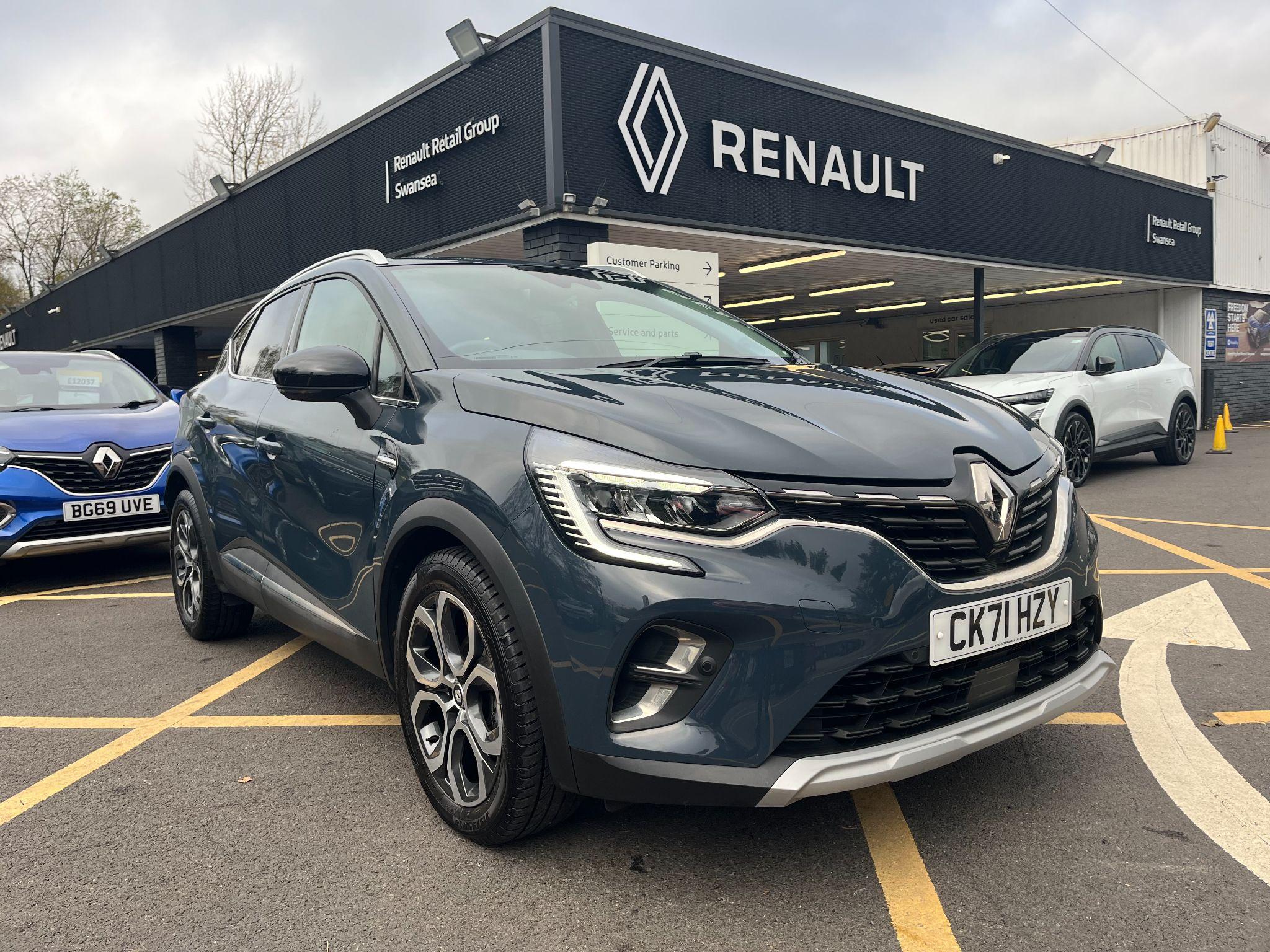 Main listing image - Renault Captur