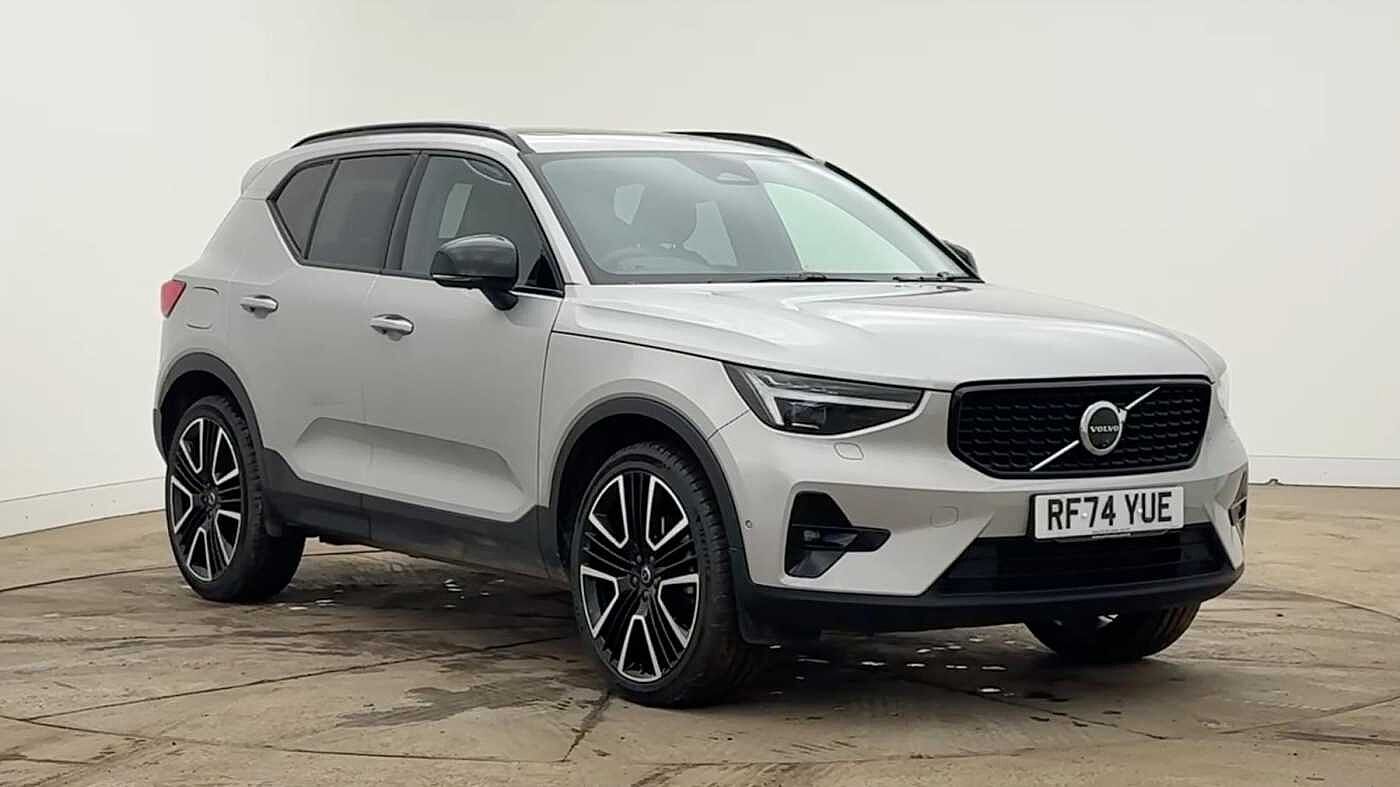 Main listing image - Volvo XC40