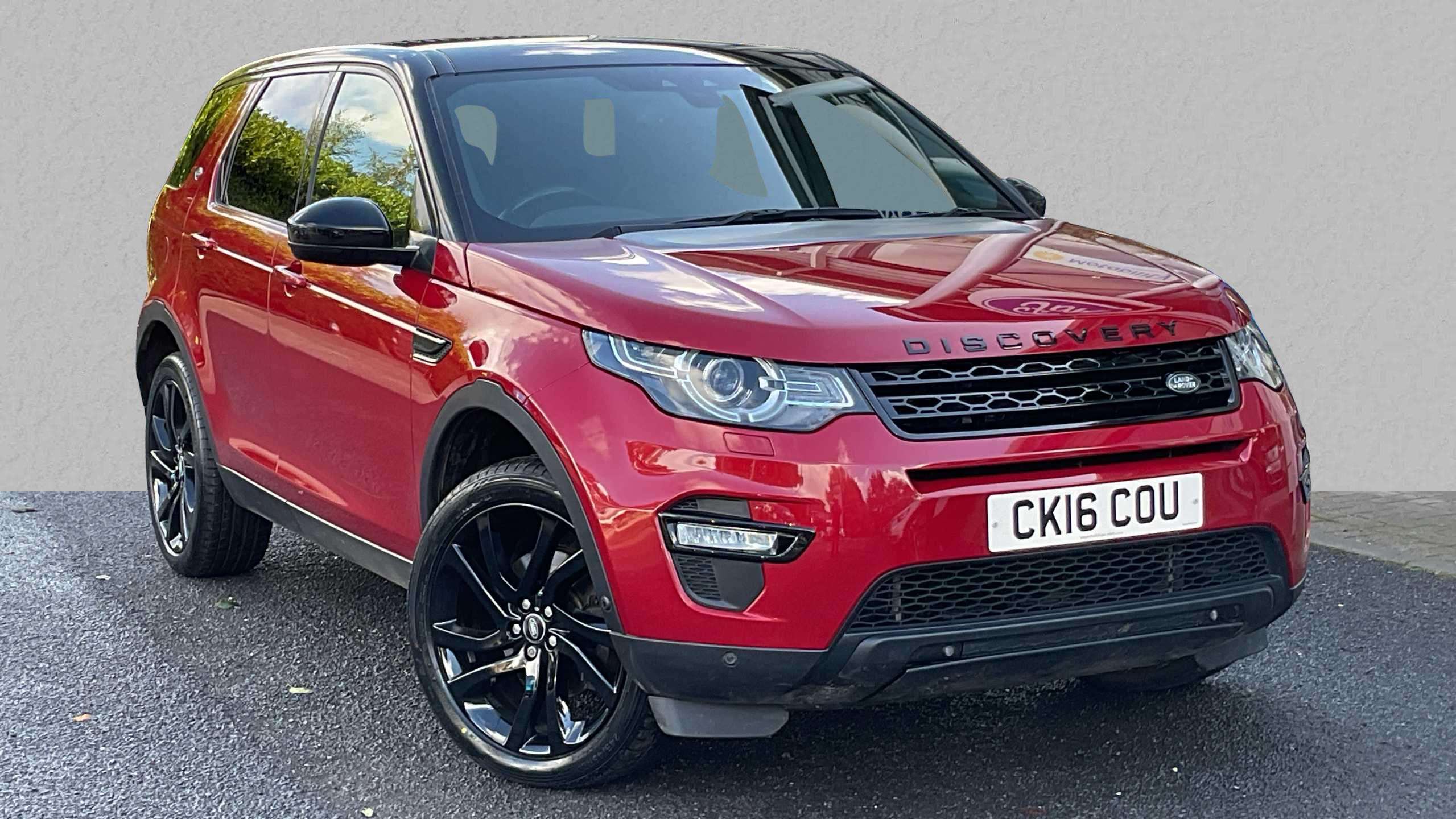 Main listing image - Land Rover Discovery Sport