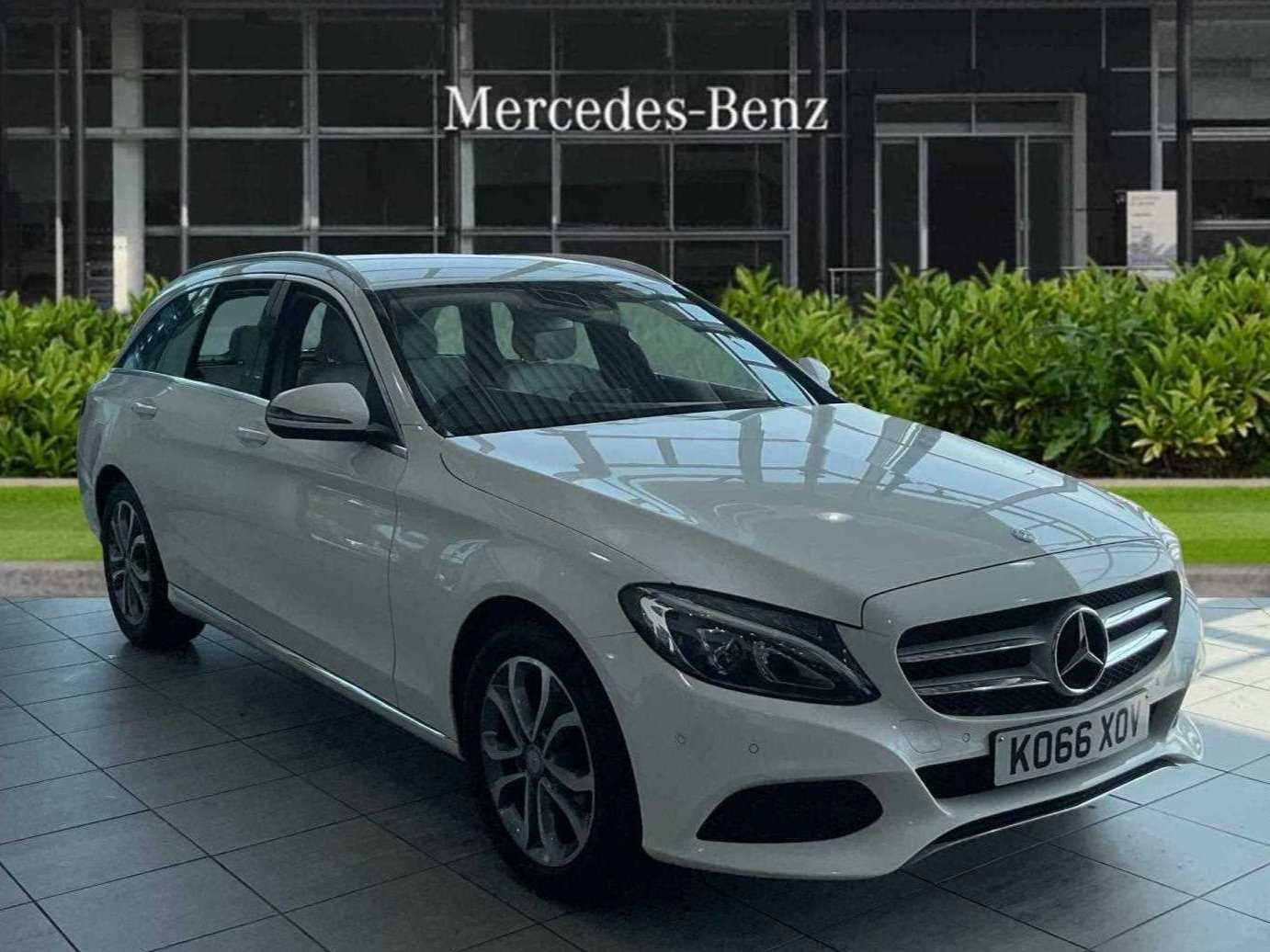 Main listing image - Mercedes-Benz C-Class Estate