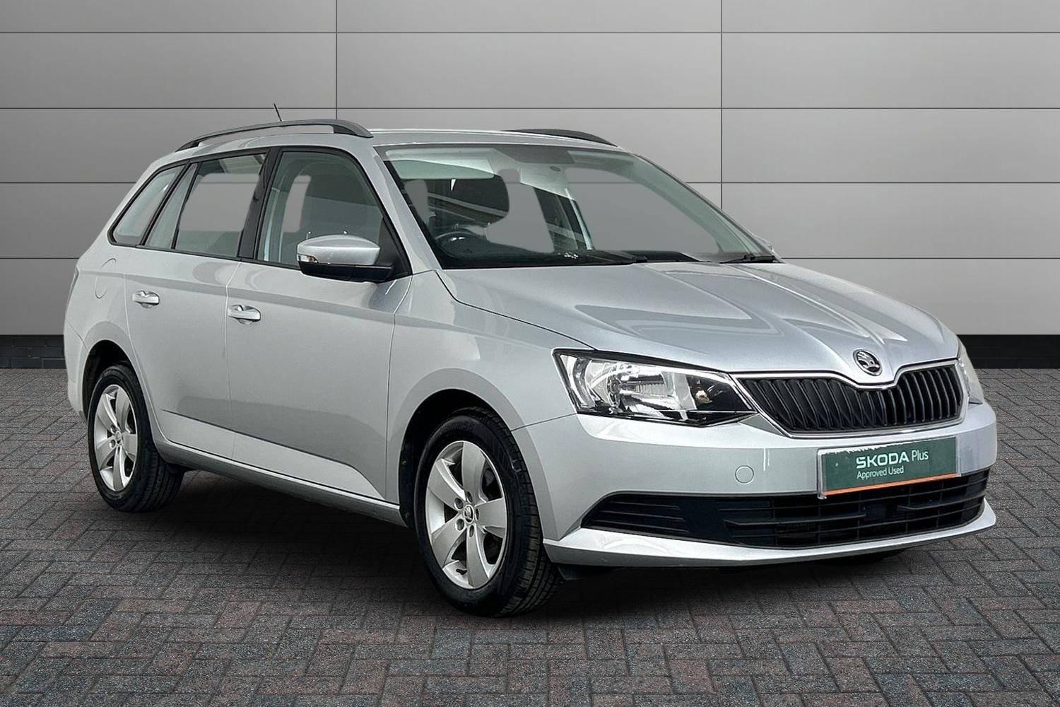 Main listing image - Skoda Fabia Estate