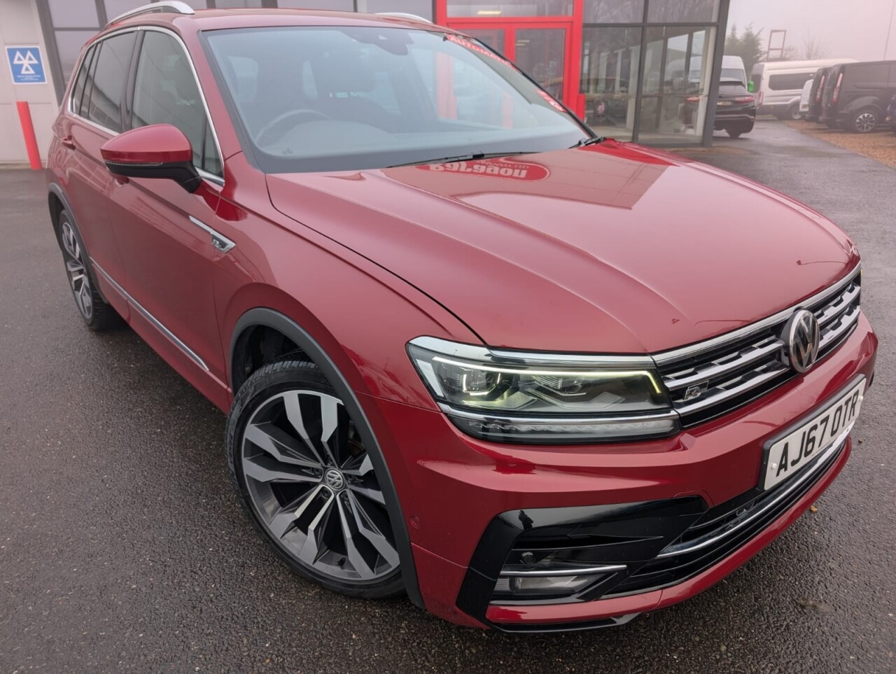 Main listing image - Volkswagen Tiguan