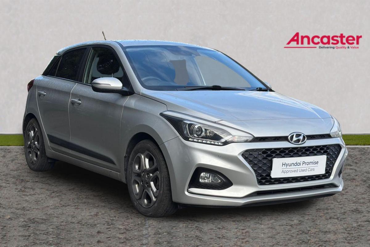 Main listing image - Hyundai i20