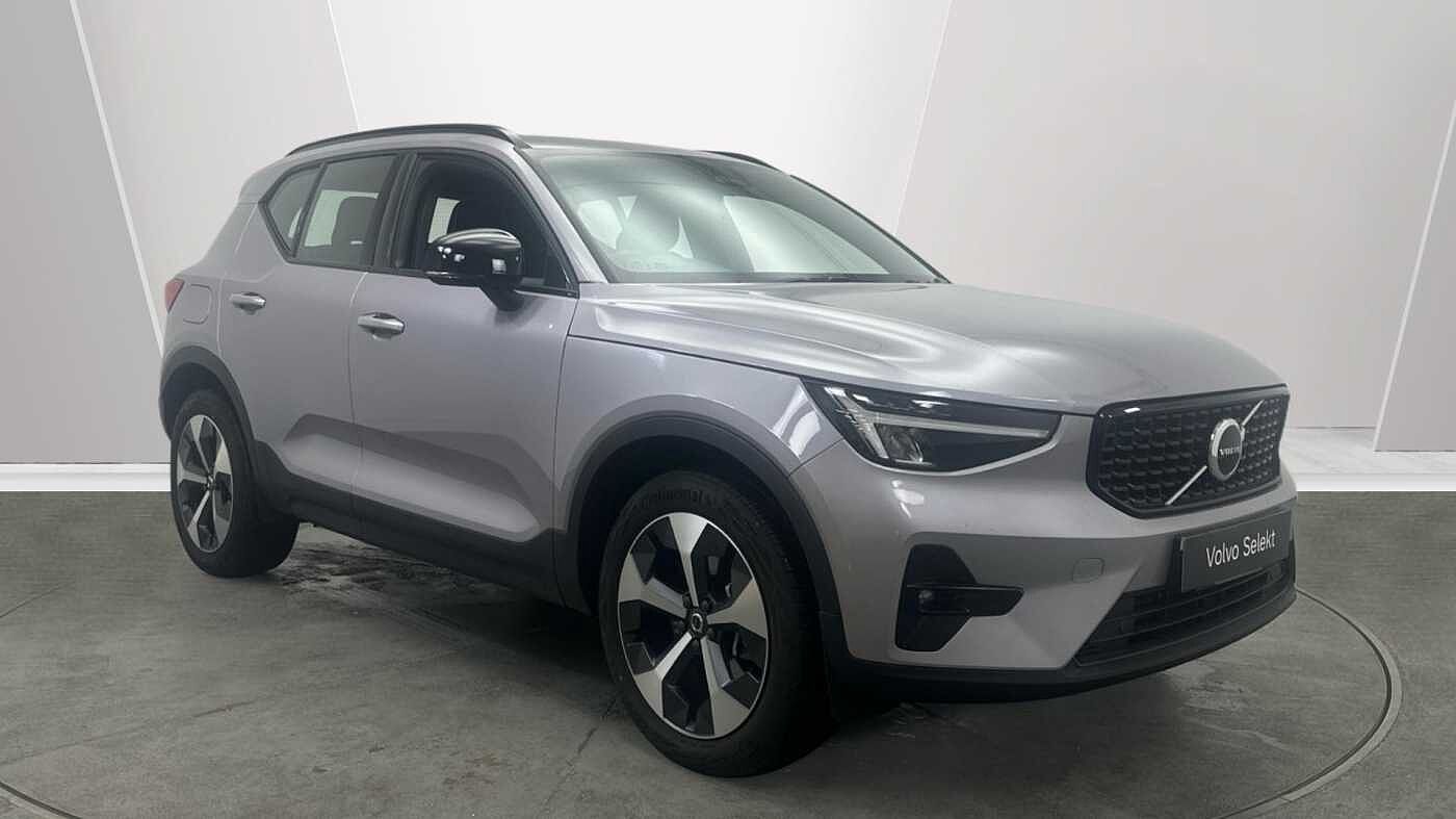 Main listing image - Volvo XC40