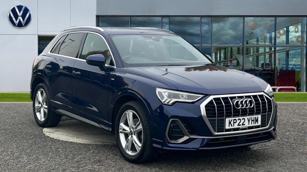 Main listing image - Audi Q3