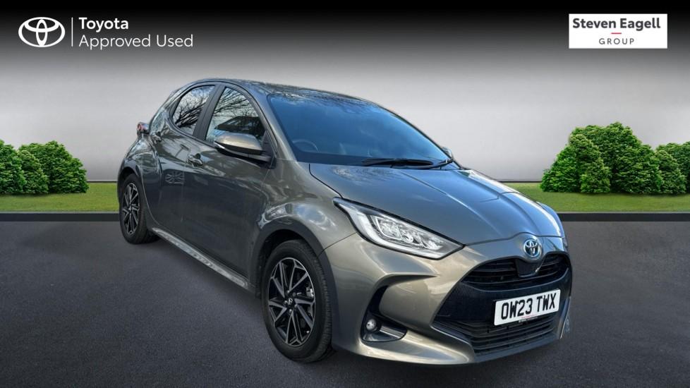 Main listing image - Toyota Yaris