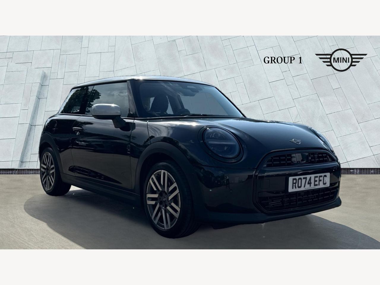 Main listing image - MINI Hatchback