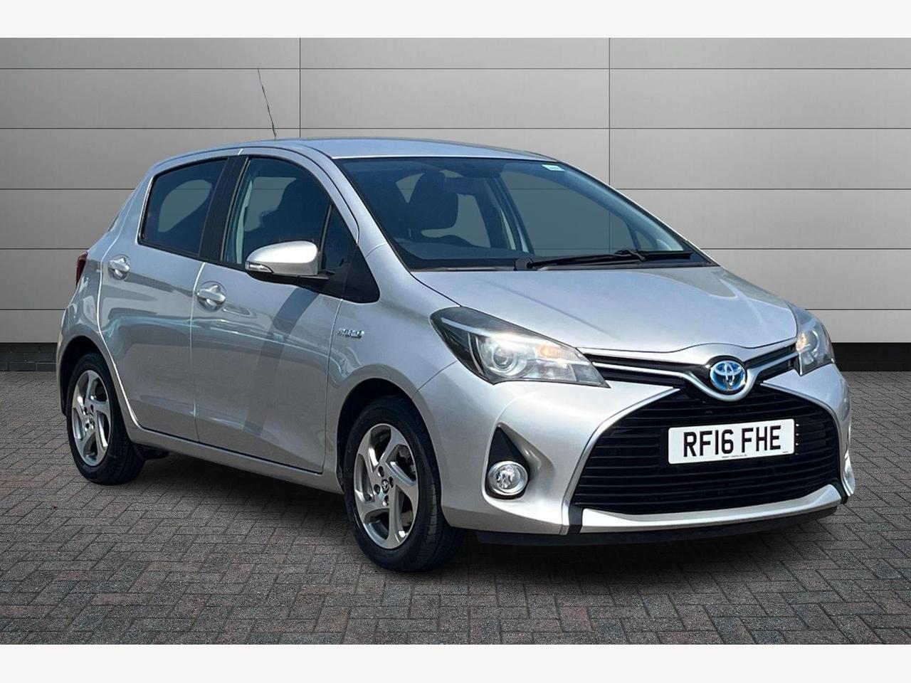 Main listing image - Toyota Yaris