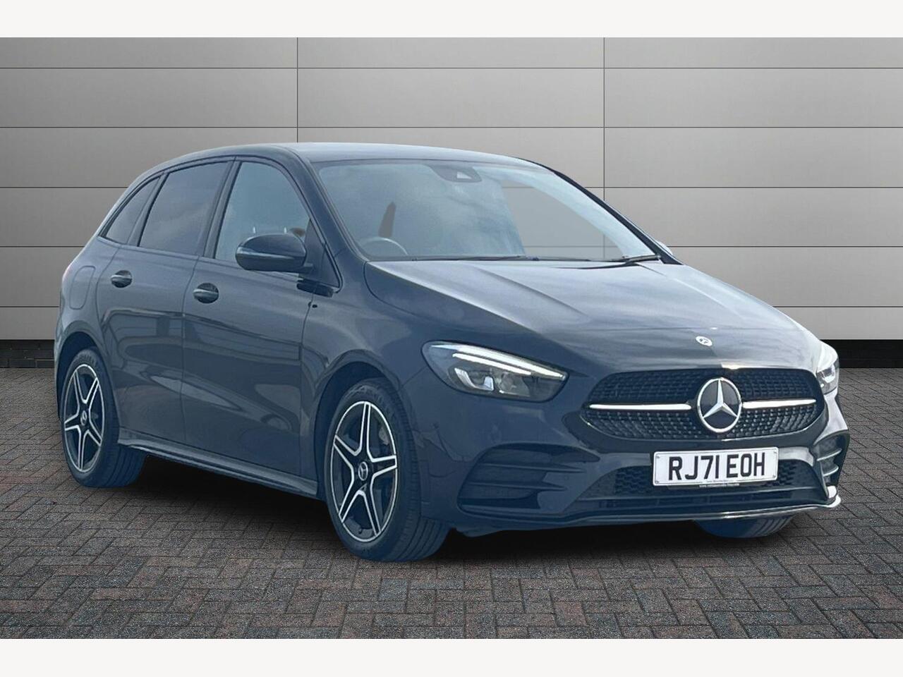 Main listing image - Mercedes-Benz B-Class