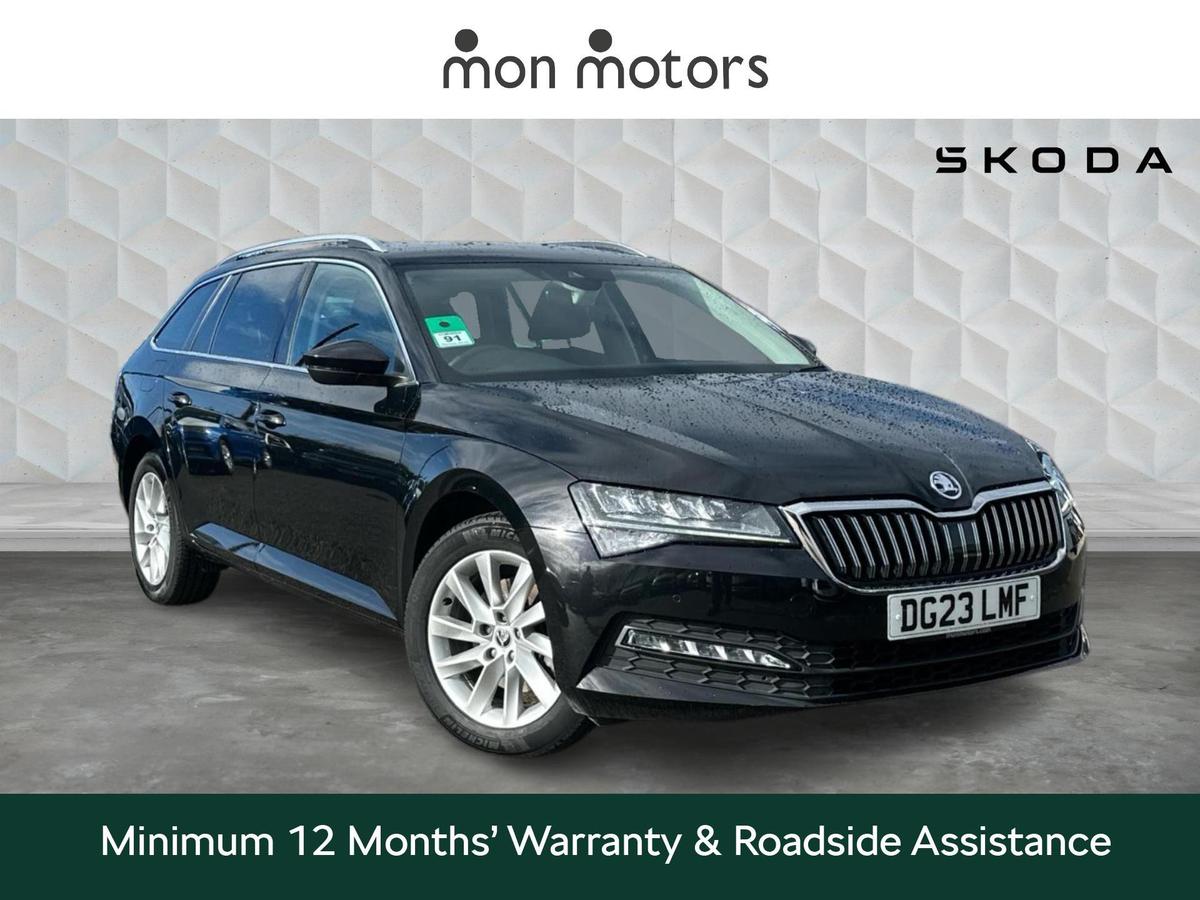 Main listing image - Skoda Superb Estate