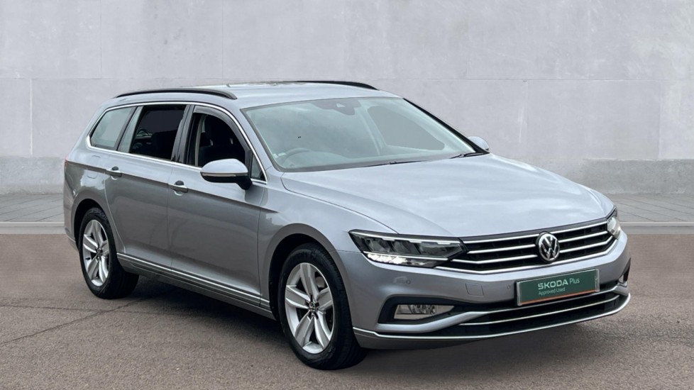 Main listing image - Volkswagen Passat Estate