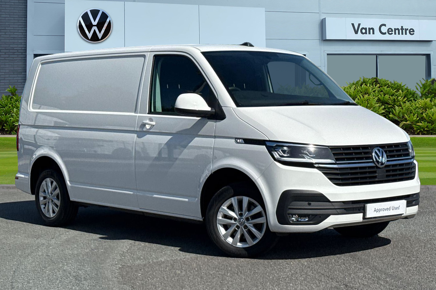 Main listing image - Volkswagen Transporter