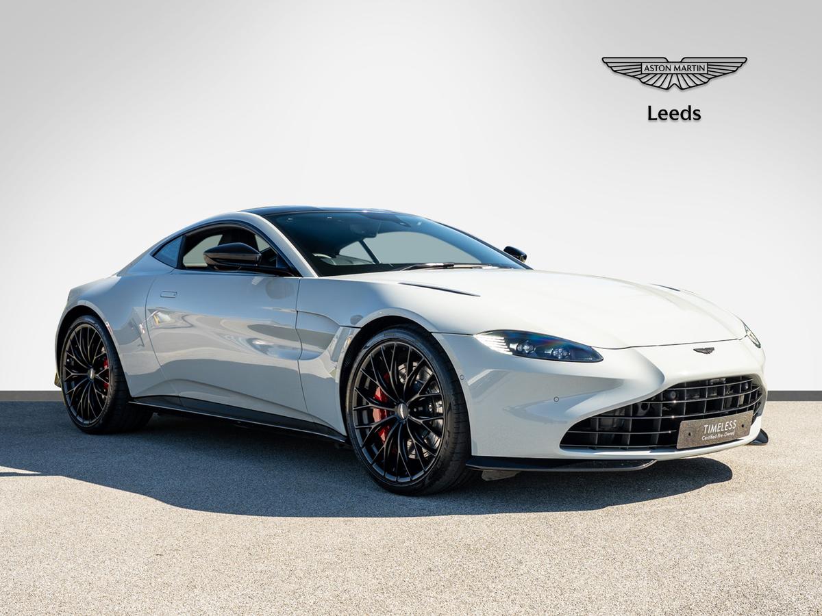 Main listing image - Aston Martin Vantage