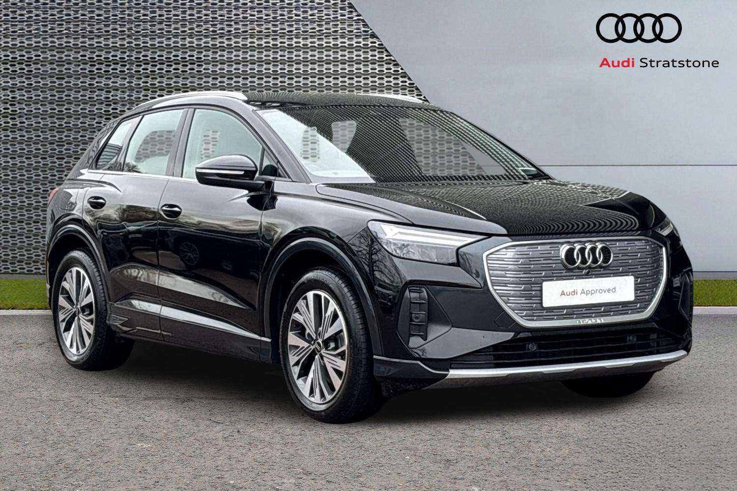 Main listing image - Audi Q4