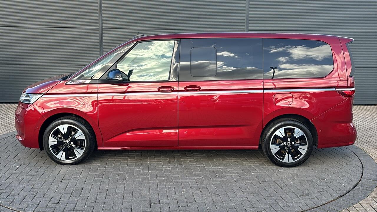 Main listing image - Volkswagen Multivan