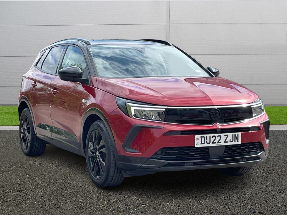 Main listing image - Vauxhall Grandland