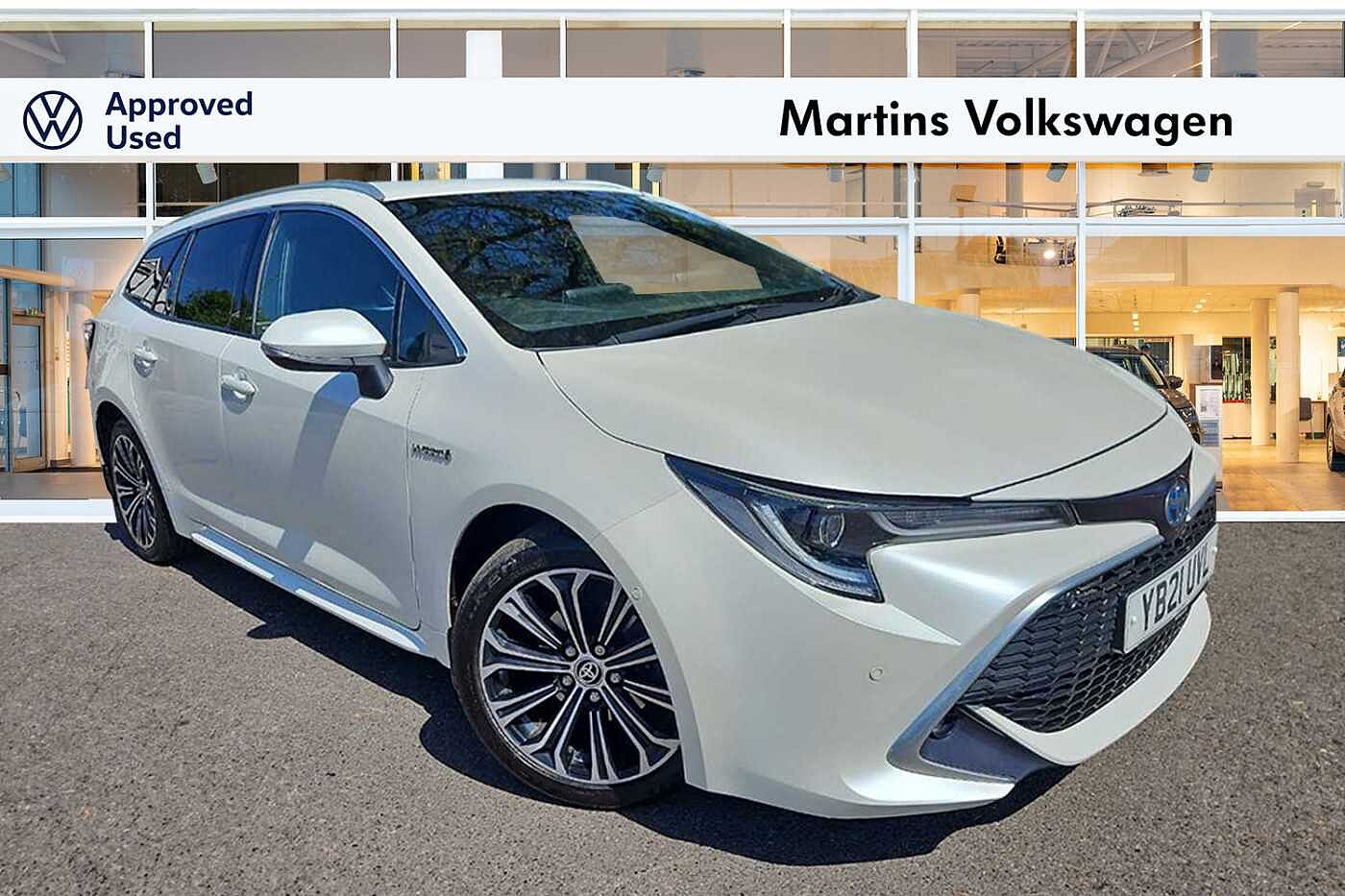 Main listing image - Toyota Corolla Touring Sport
