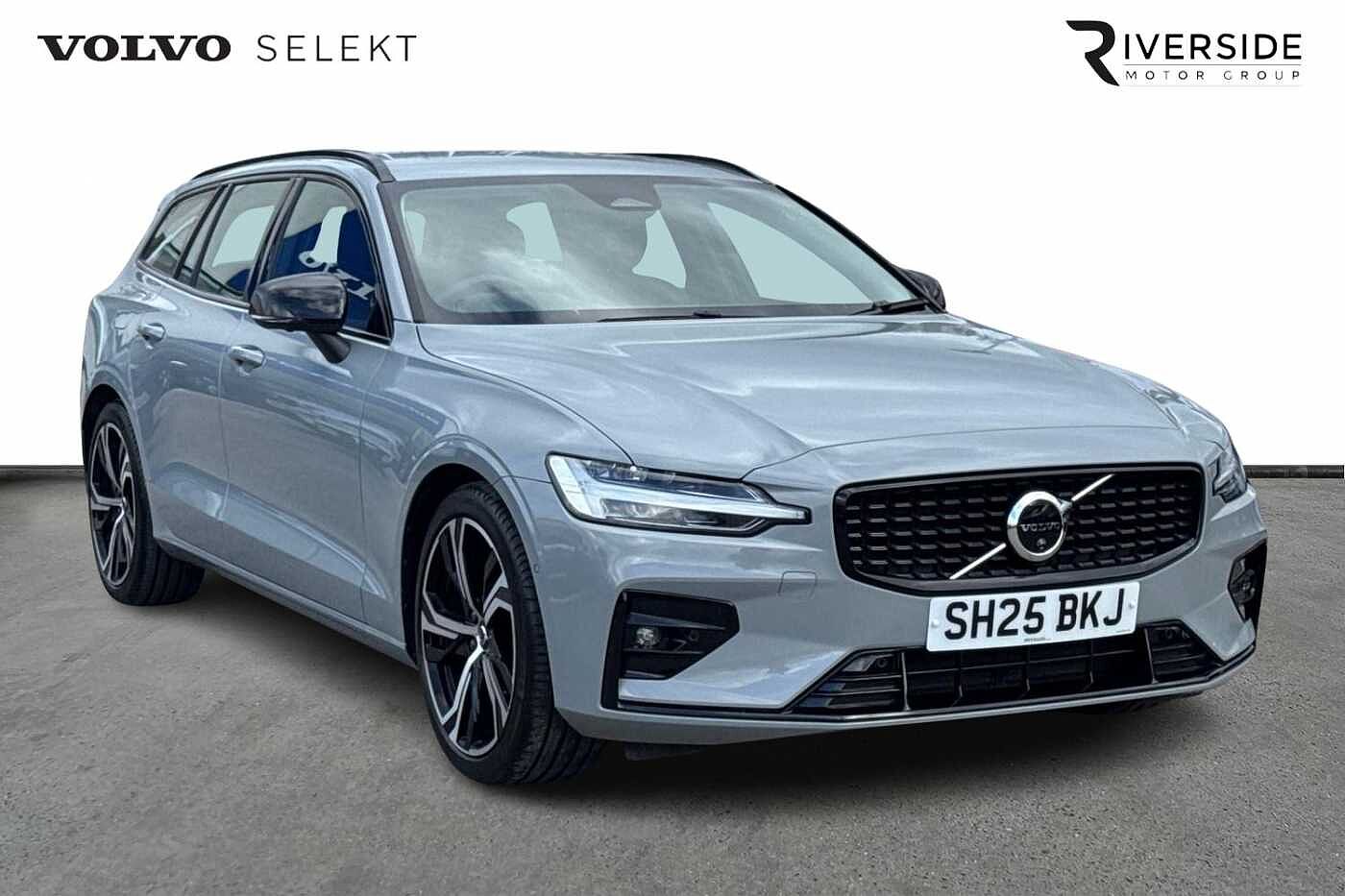 Main listing image - Volvo V60