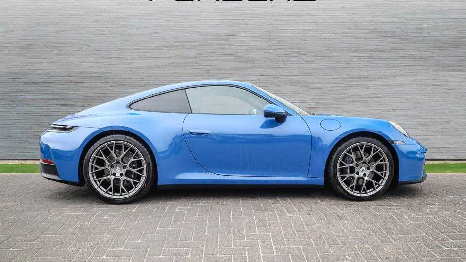 Main listing image - Porsche 911