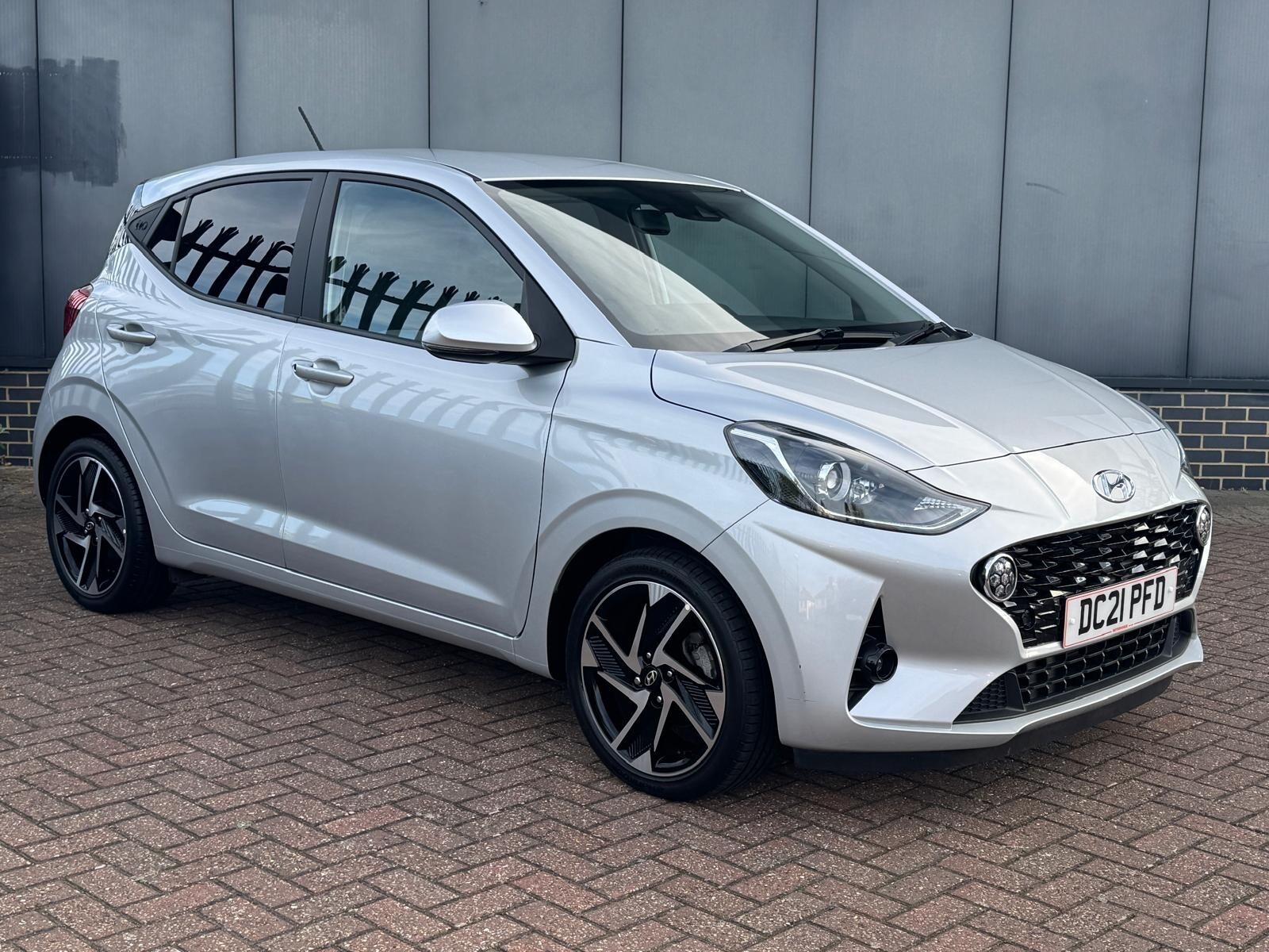 Main listing image - Hyundai i10