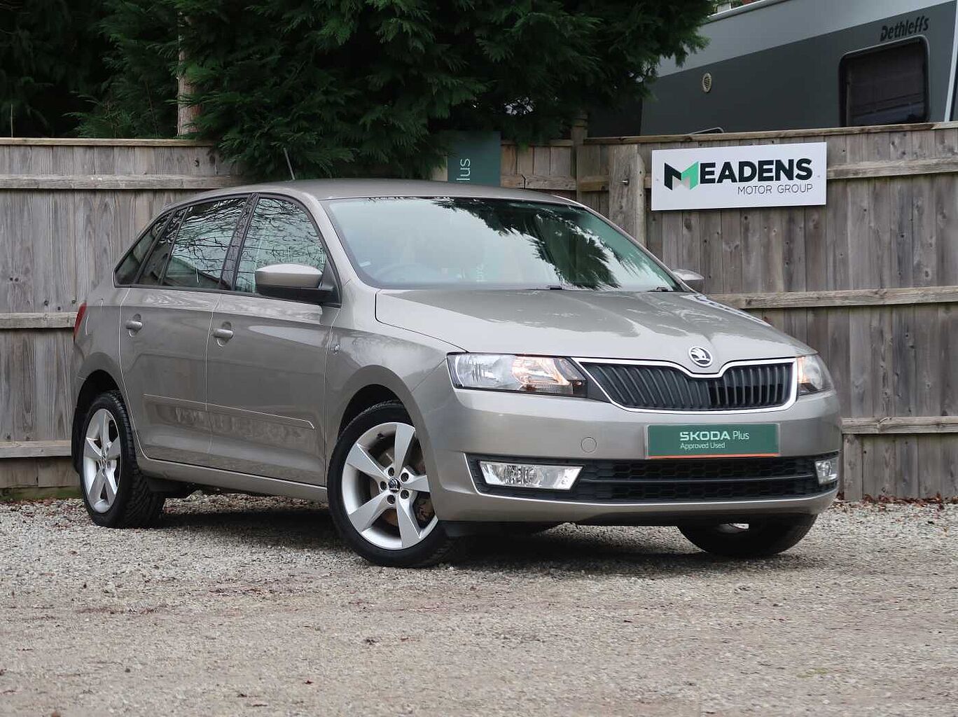 Main listing image - Skoda Rapid Spaceback