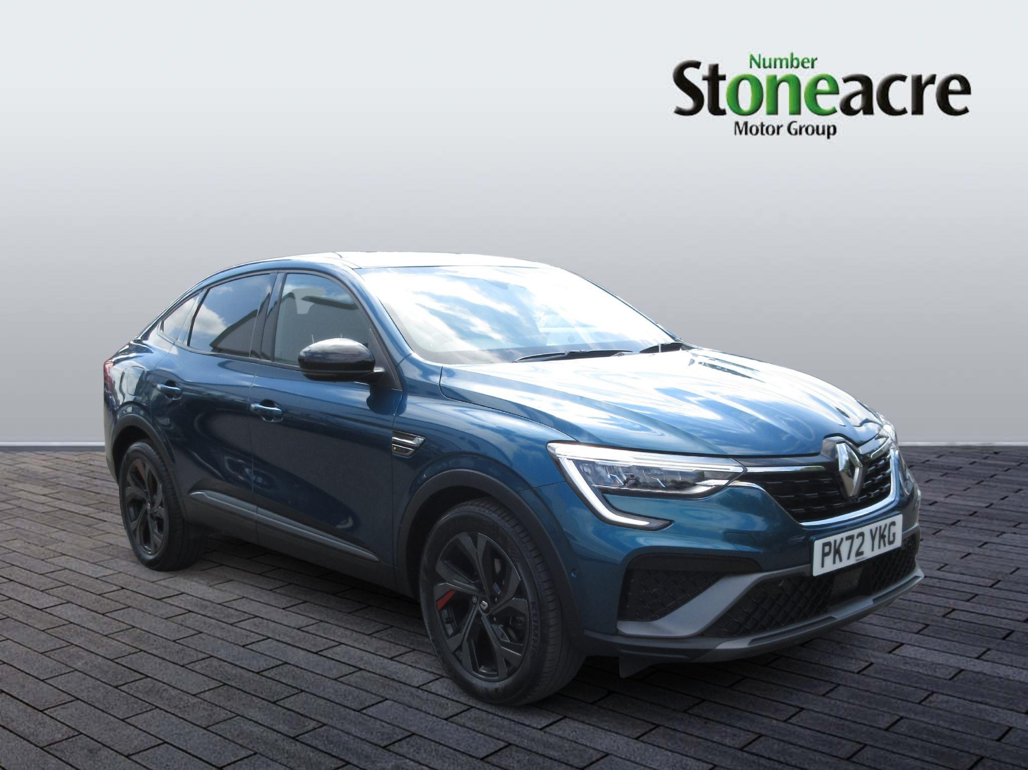 Main listing image - Renault Arkana