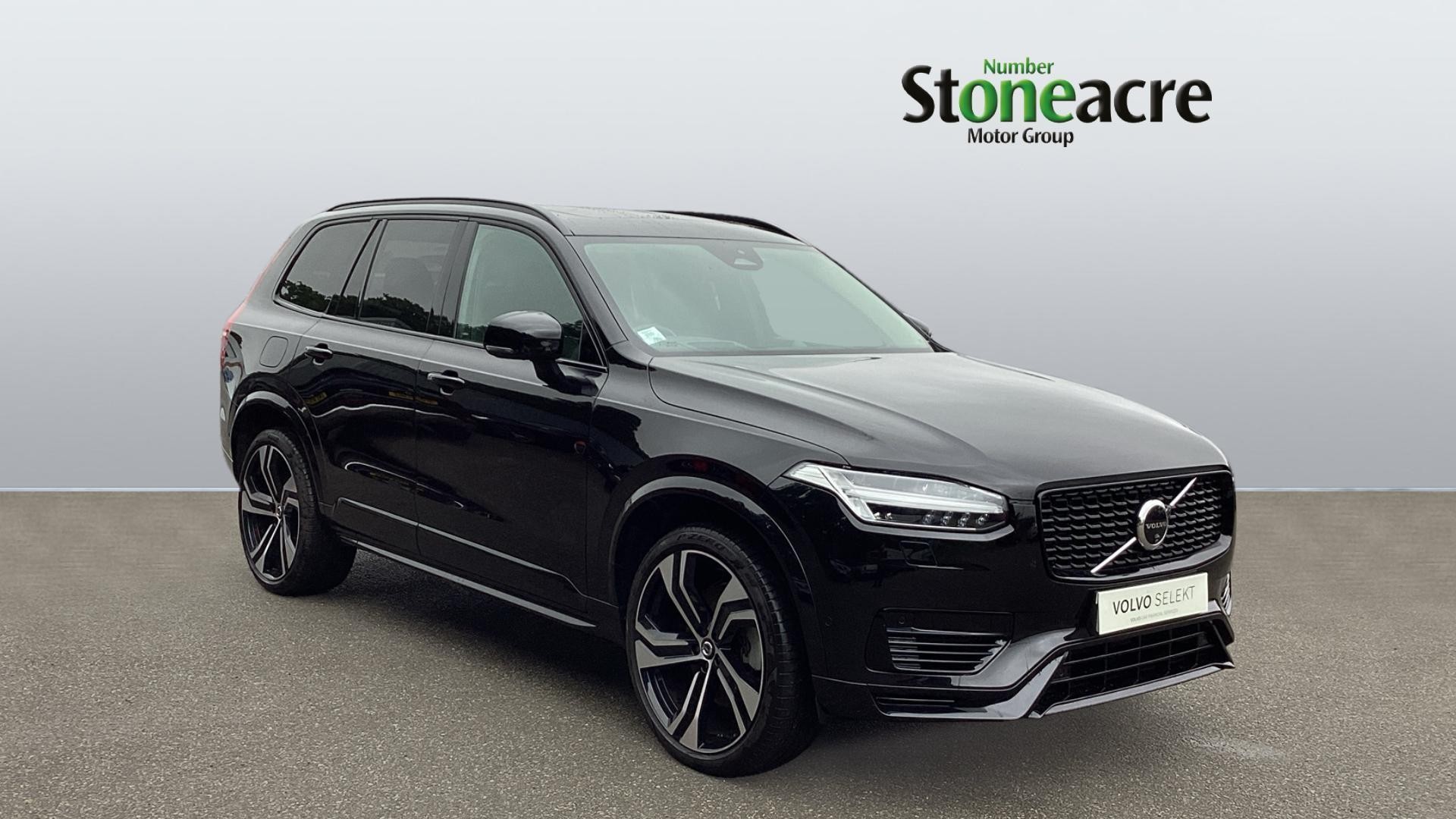 Main listing image - Volvo XC90