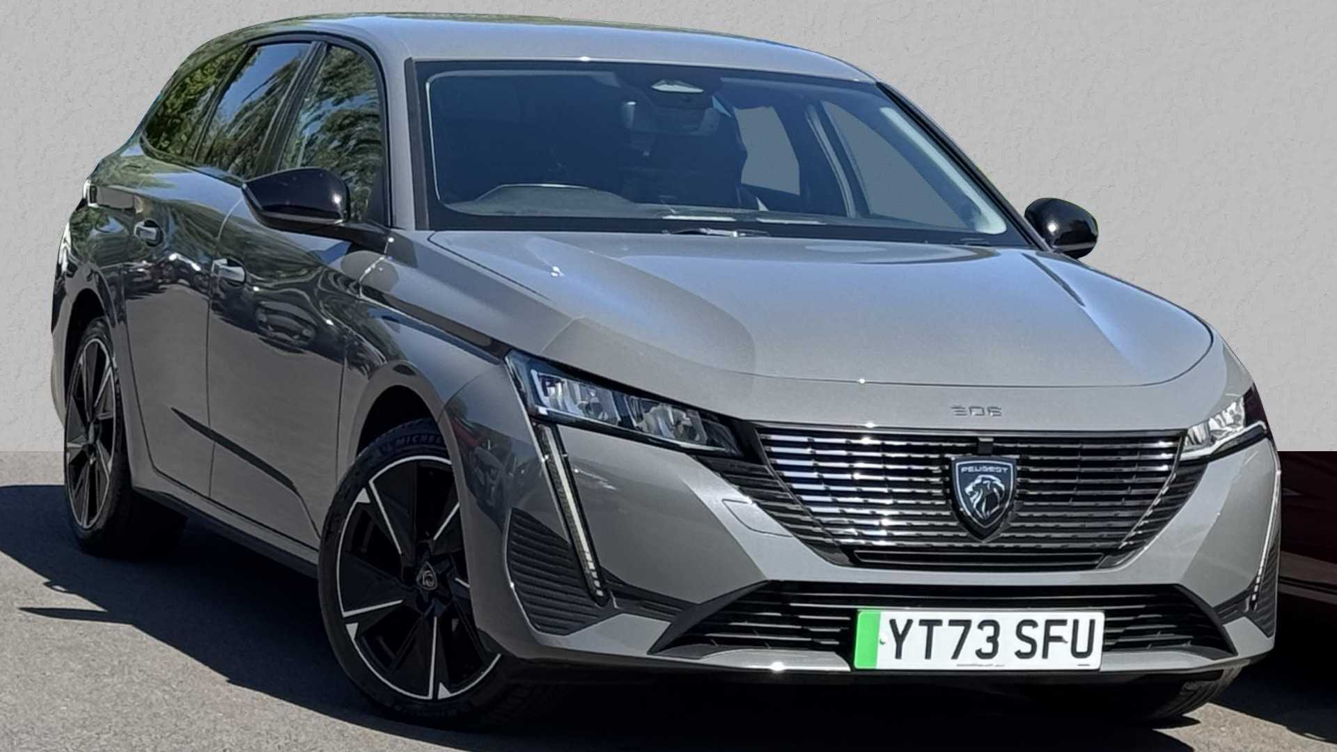 Main listing image - Peugeot e-308