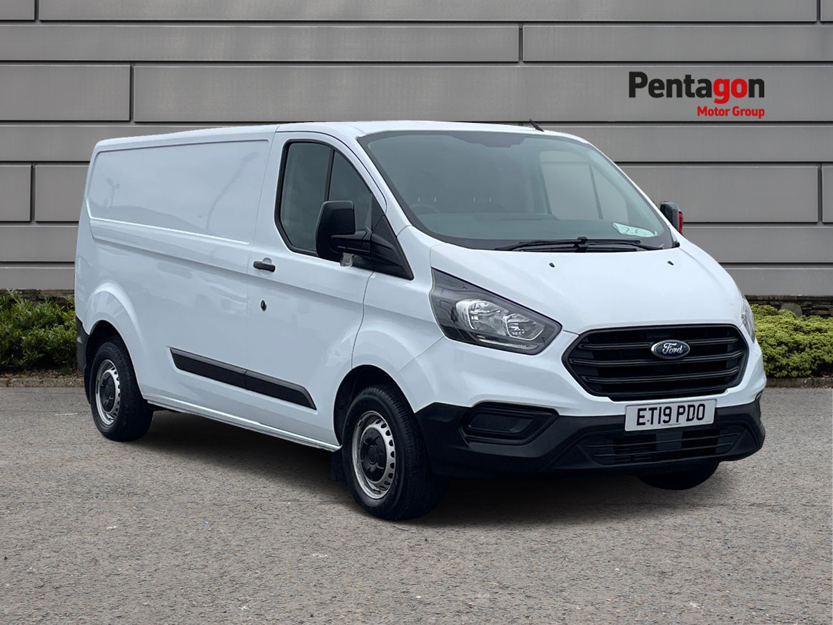 Main listing image - Ford Transit Custom