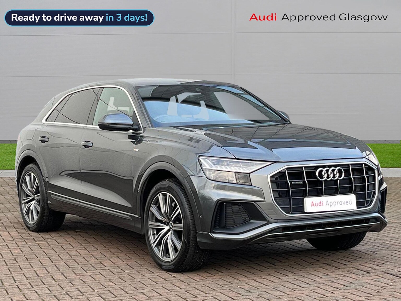 Main listing image - Audi Q8