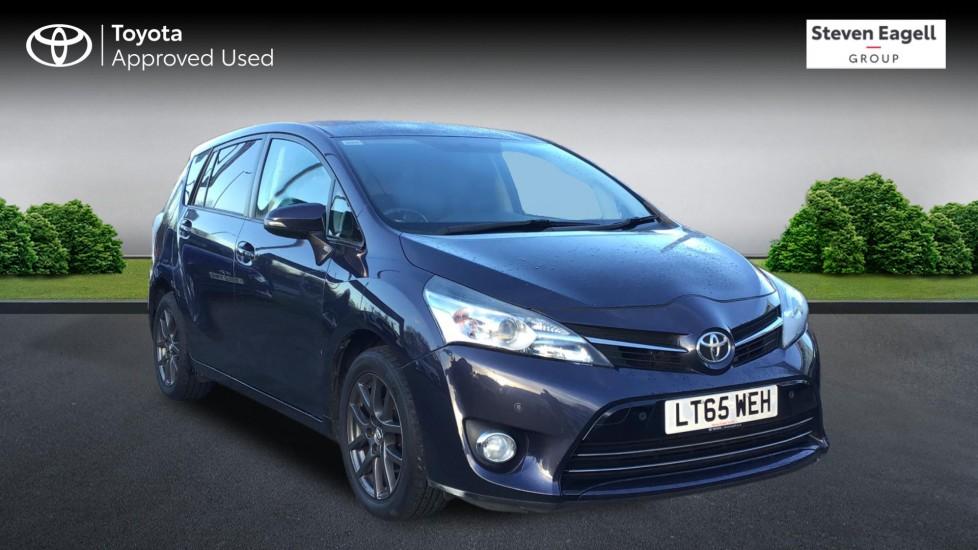 Main listing image - Toyota Verso