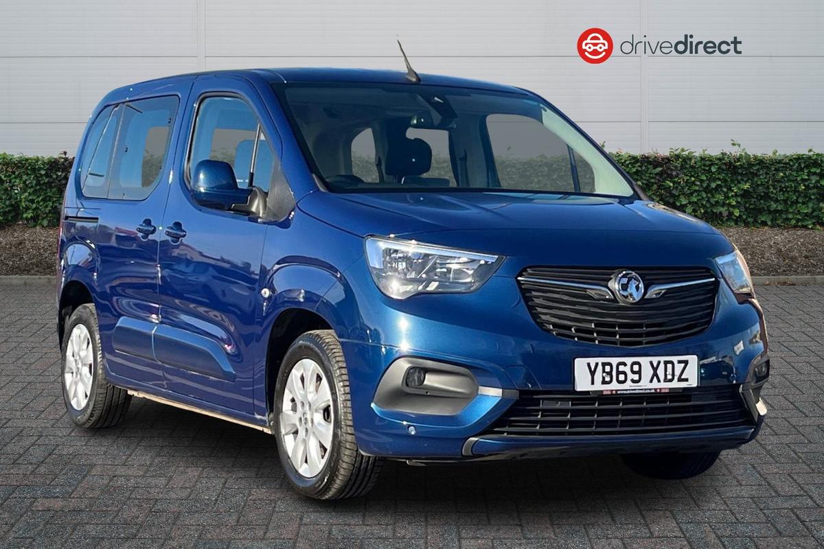 Main listing image - Vauxhall Combo Life