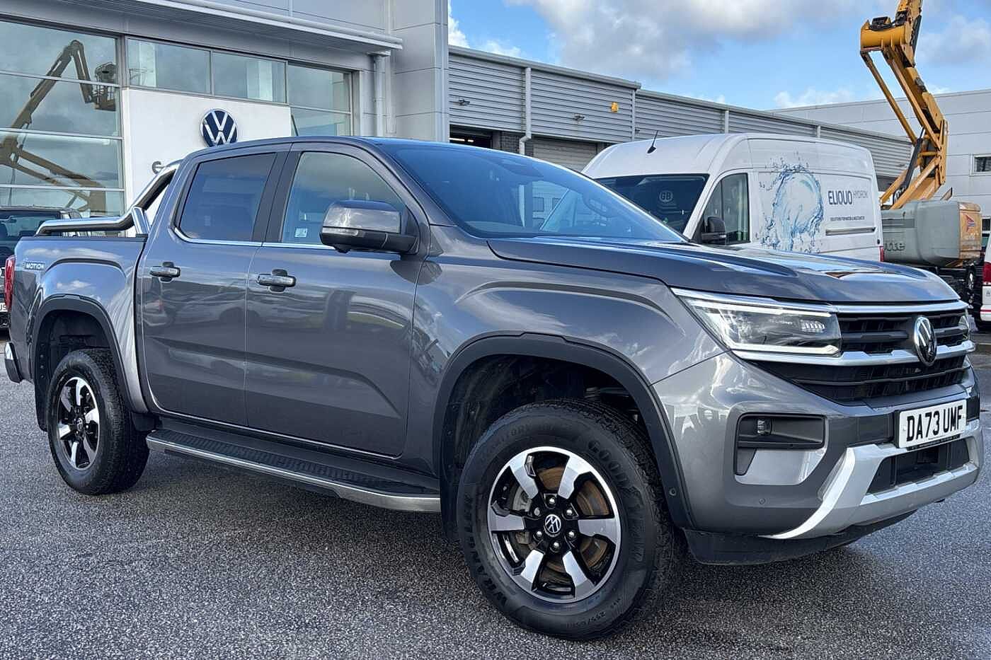 Main listing image - Volkswagen Amarok