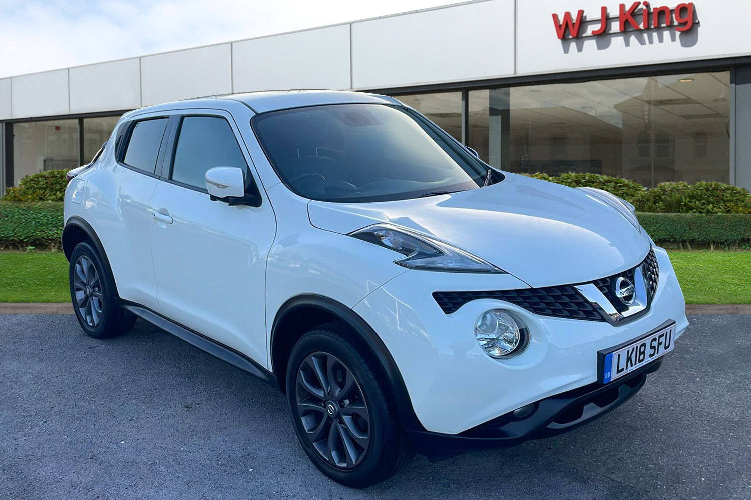 Main listing image - Nissan Juke