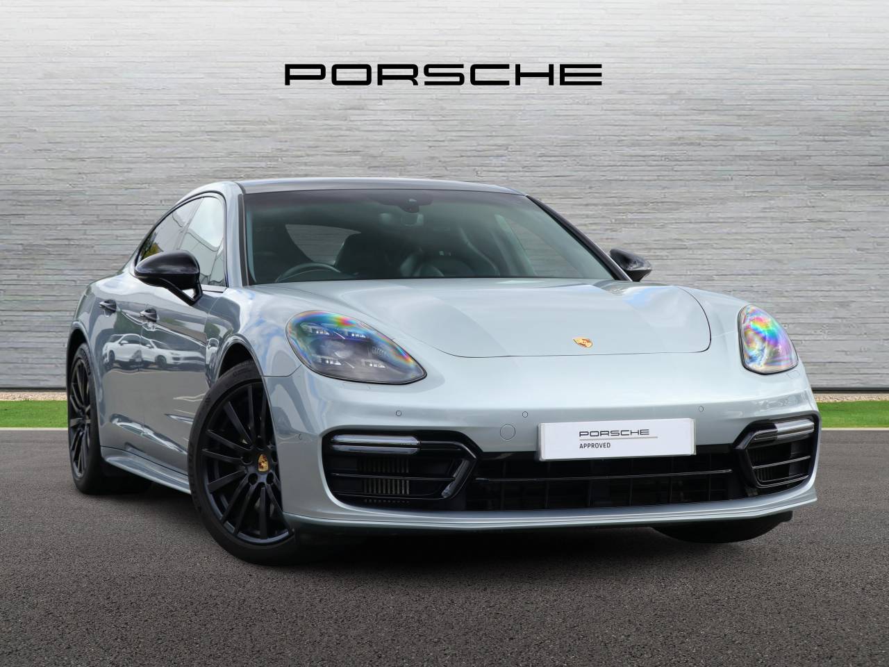 Main listing image - Porsche Panamera