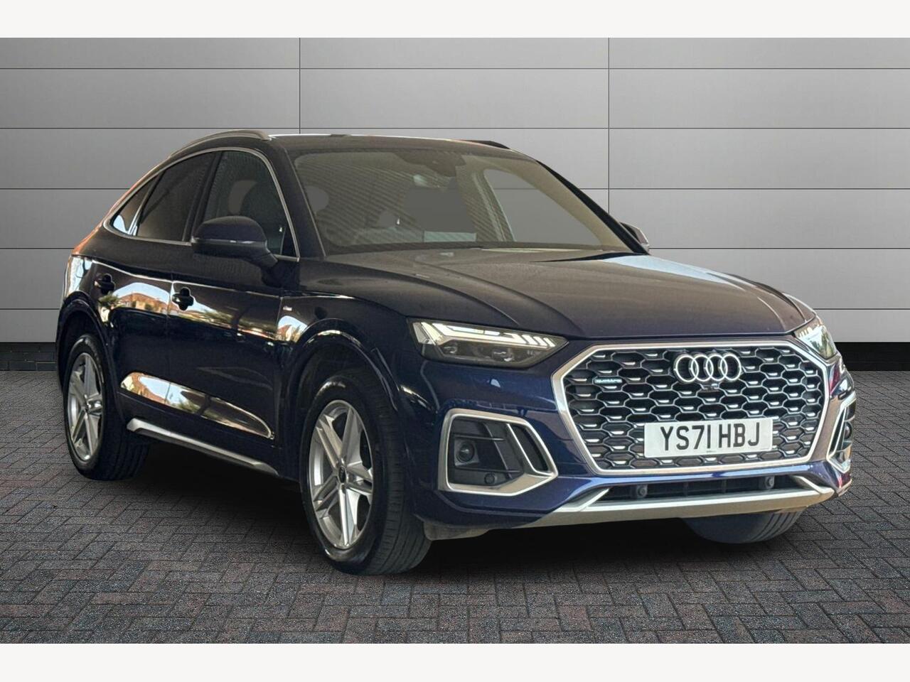 Main listing image - Audi Q5