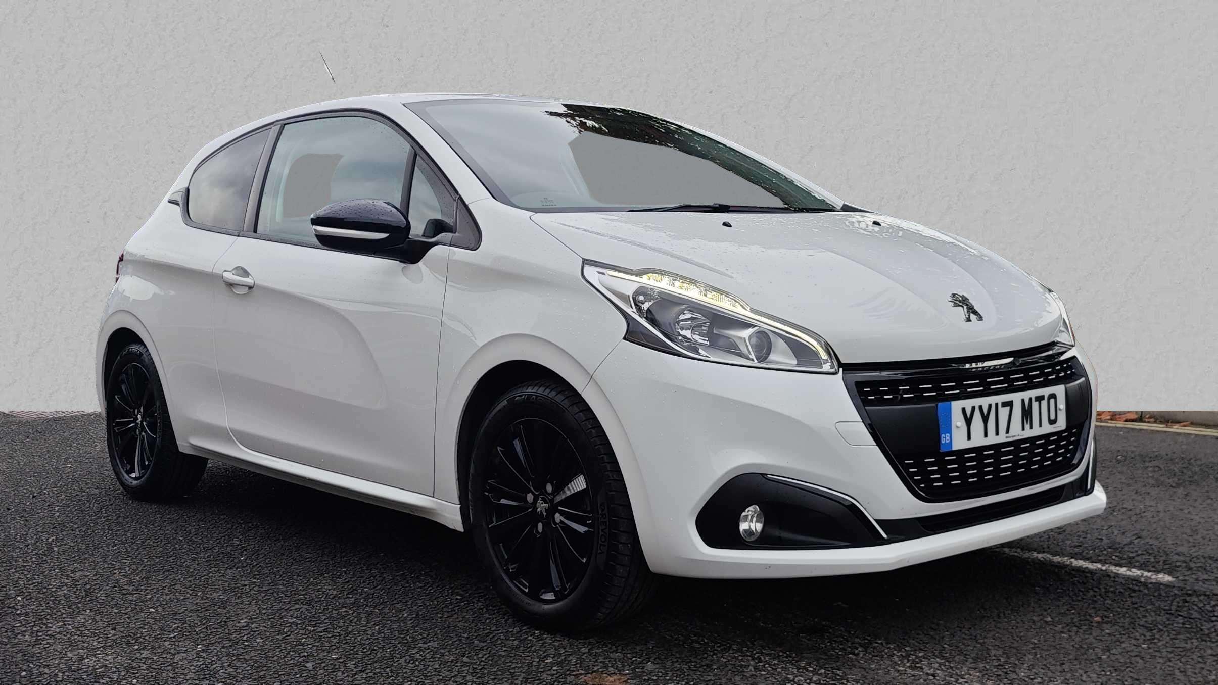 Main listing image - Peugeot 208