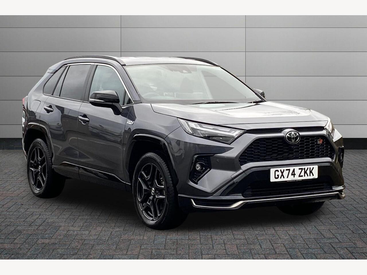 Main listing image - Toyota RAV4
