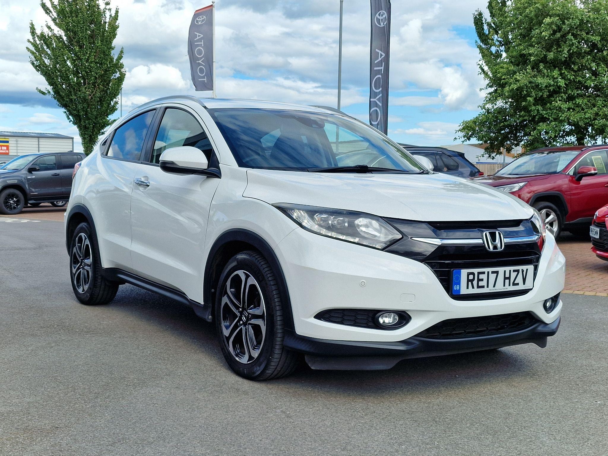 Main listing image - Honda HR-V