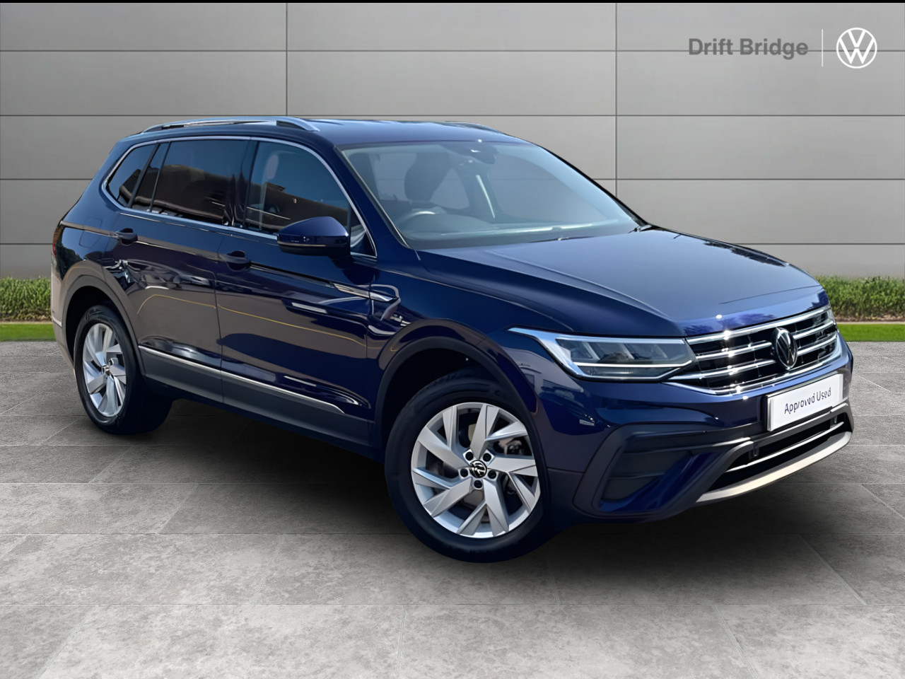 Main listing image - Volkswagen Tiguan Allspace