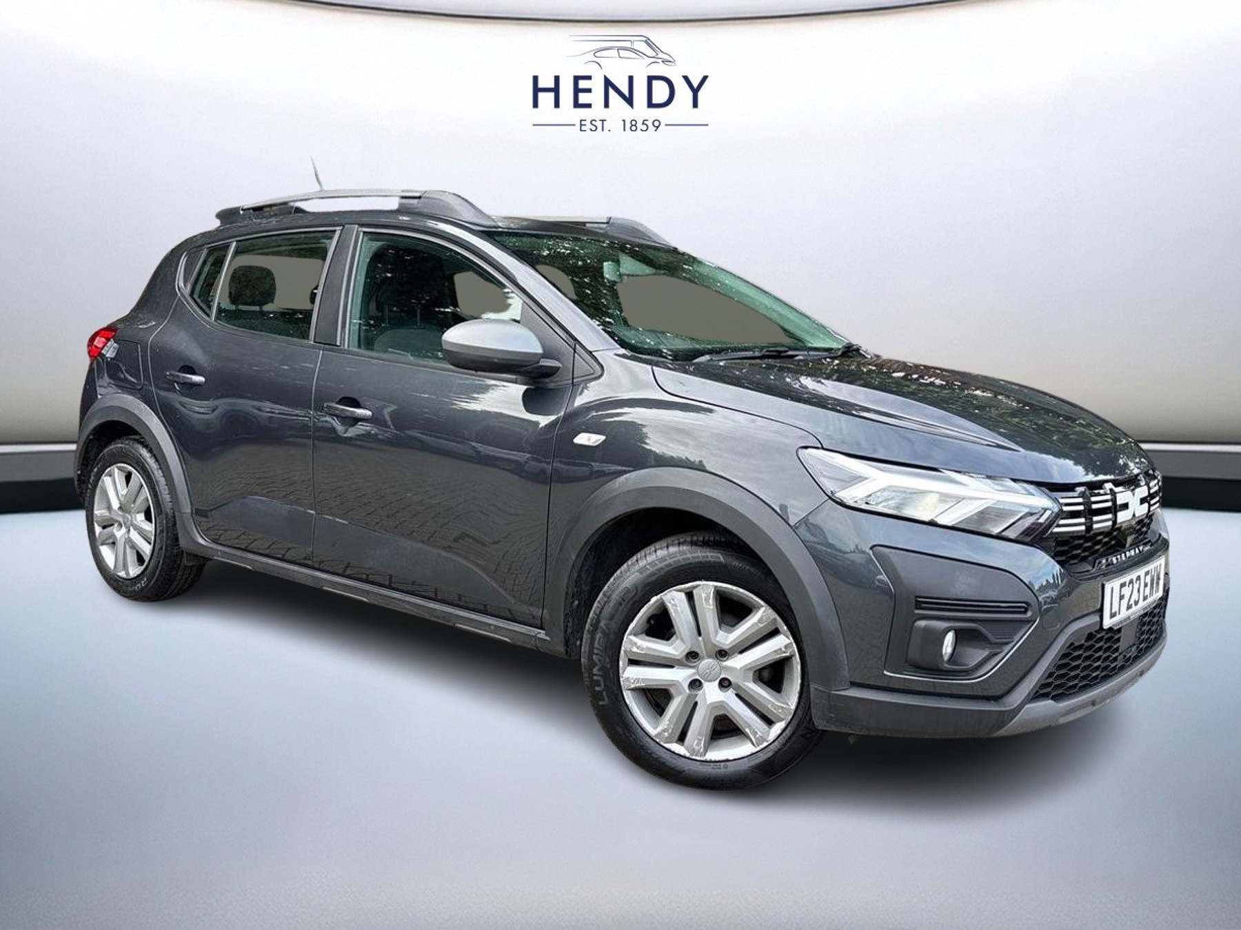 Main listing image - Dacia Sandero Stepway