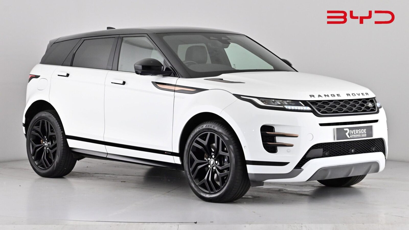 Main listing image - Land Rover Range Rover Evoque