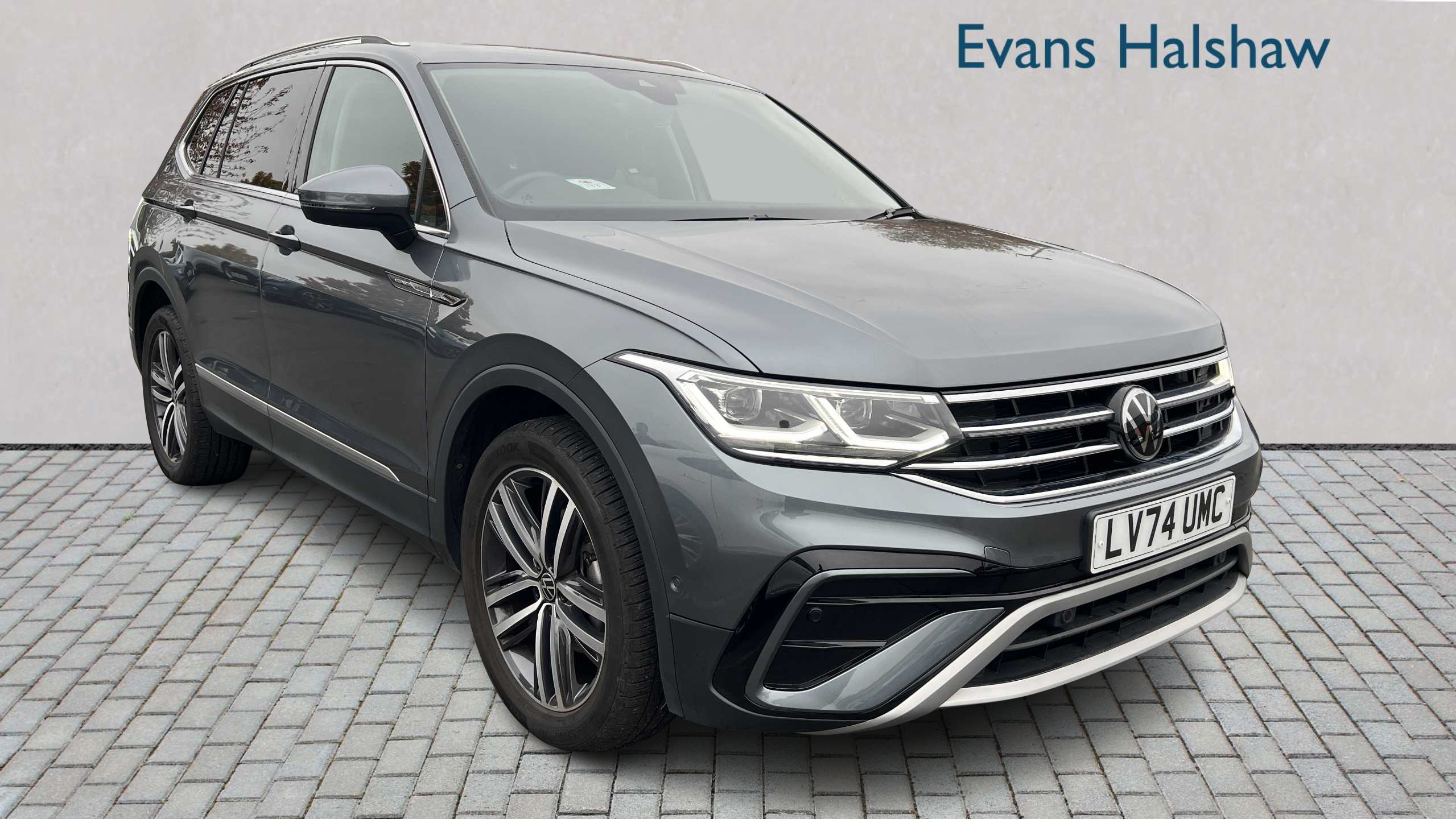 Main listing image - Volkswagen Tiguan Allspace